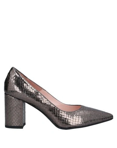 Anna F Pump In Steel Grey