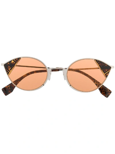 Fendi Eyewear Cut-eye Sunglasses - 金属色 In Metallic