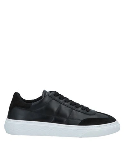 Hogan Sneakers In Black