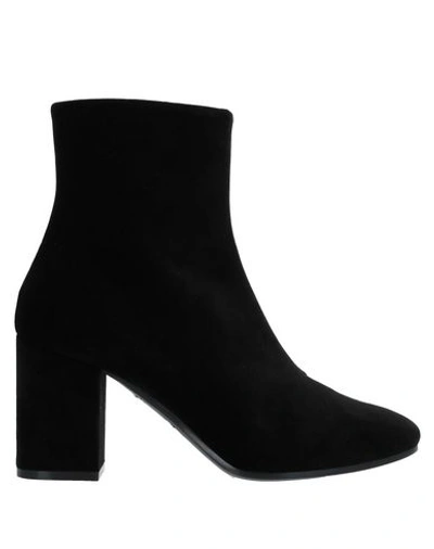 Balenciaga Suede Ankle Boots With Logo In Black