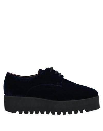 Alexander Smith Laced Shoes In Dark Blue