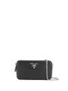 PRADA PRADA LOGO PLAQUE CROSS-BODY BAG - 黑色