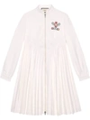 GUCCI GUCCI EMBROIDERED LOGO PLEATED TENNIS DRESS - 白色