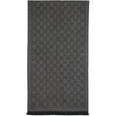 Gucci Gg Jacquard Pattern Knitted Scarf Women In Brown