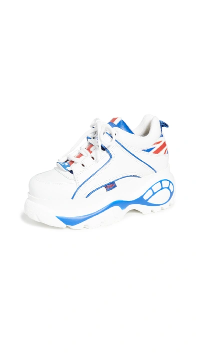 Buffalo Classic Trainers In White/uk Flag