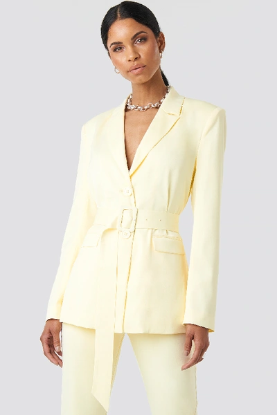 Anna Nooshin X Na-kd Belted Long Fitted Blazer - Yellow In Light Yellow