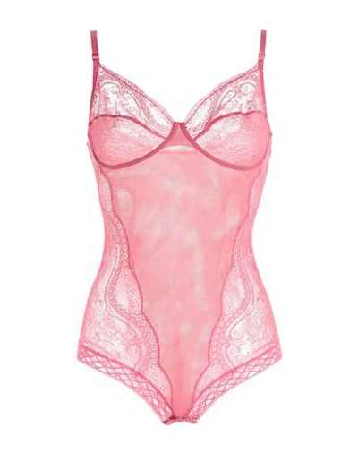 Christies Bodysuit In Pastel Pink