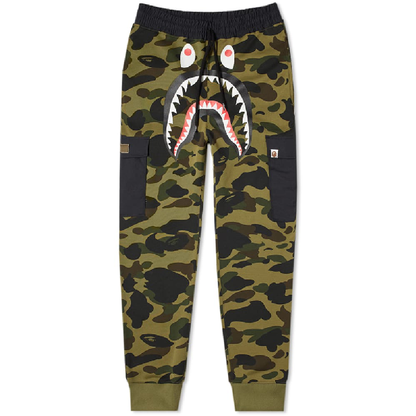 bathing ape cargo pants