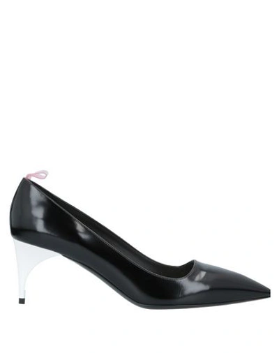 Alain Tondowski Pump In Black