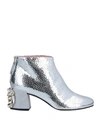 Tipe E Tacchi Ankle Boot In Silver