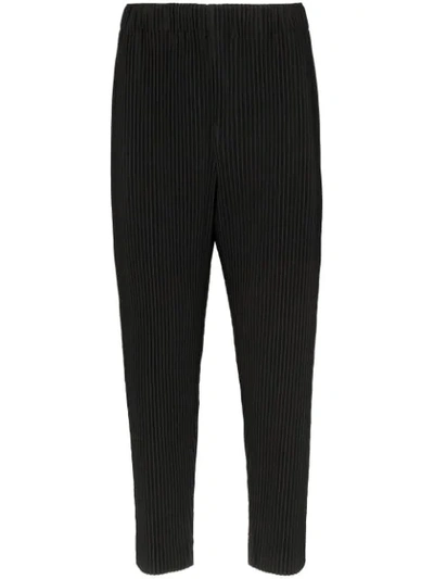 Issey Miyake Homme Plissé  Ribbed Cropped Trousers - Black