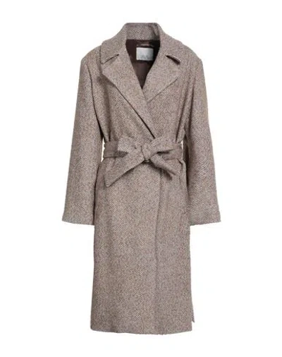19.70 Nineteen Seventy Woman Coat Camel Size 8 Polyester In Sand