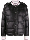 THOM BROWNE THOM BROWNE 4-BAR DOWNFILLED SNAP FRONT DETACHABLE HOOD BOMBER IN MINI RIPSTOP - 黑色