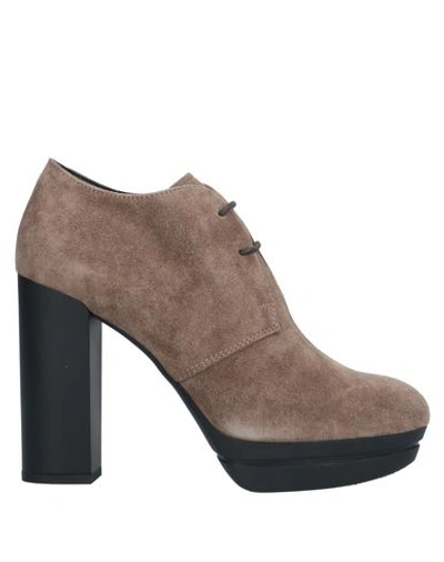 Hogan Lace-up Shoes In Khaki