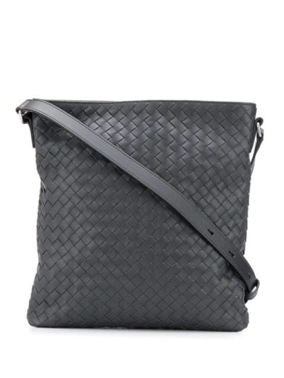 Bottega Veneta Intrecciato Effect Shoulder Bag In Grey