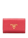 Prada Kartenetui Mit Logo-schild In Red
