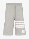 Thom Browne Kurze Jogginghose Mit Logo-streifen In Grey