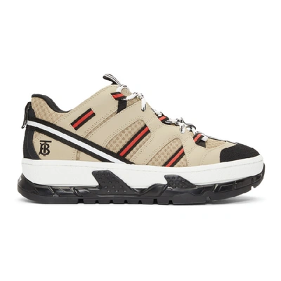 Burberry Union Trainer In Beige