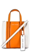 MARC JACOBS MARC JACOBS THE TAG TOTE 21 IN KUMQUAT MULTI,MARJ-WY448