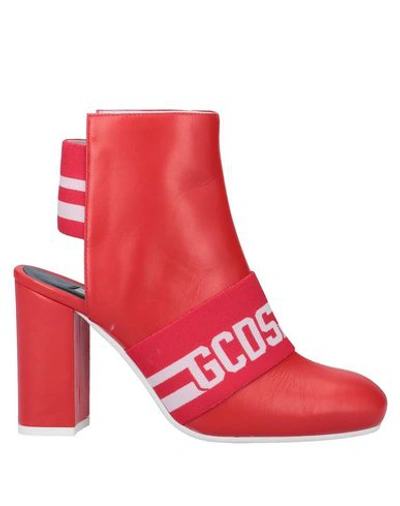 Gcds Stiefeletten Mit Cut-outs In Red