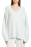 VINCE V-NECK CASHMERE TUNIC SWEATER,V613378113