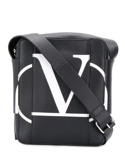 Valentino Garavani Valentino  Vlogo Messenger Bag - 黑色 In Black