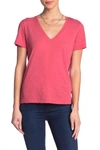 Madewell Short Sleeve V-neck T-shirt In Warm Tulip