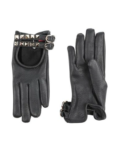 Valentino Garavani Gloves In Black