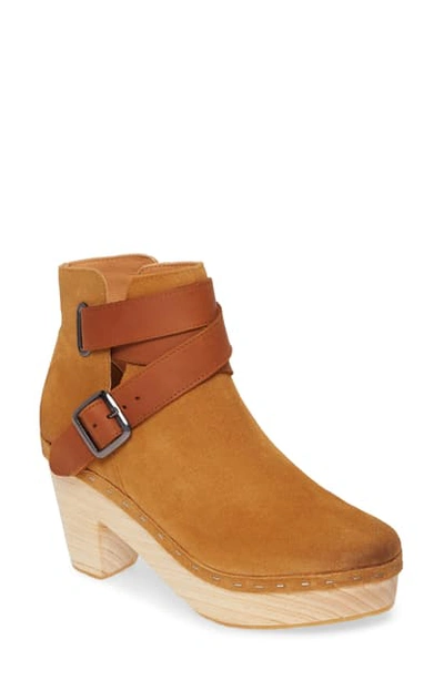Free People Bungalow Clog Boot In Sand
