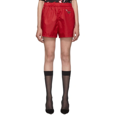 Prada 红色尼龙华达呢徽标短裤 In F0d17 Red