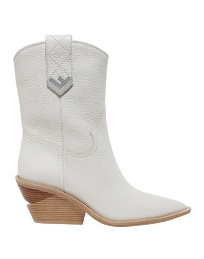 Fendi Ankle Boot In White