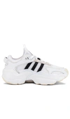 ADIDAS ORIGINALS Tephra Runner W Sneaker,AORI-WZ15