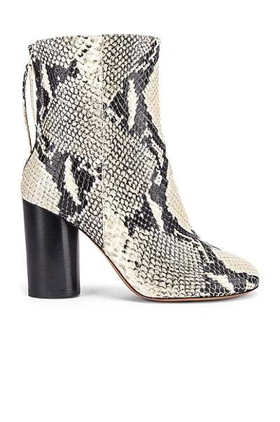 Isabel Marant Garrett Leather Ankle Boots In Chalk