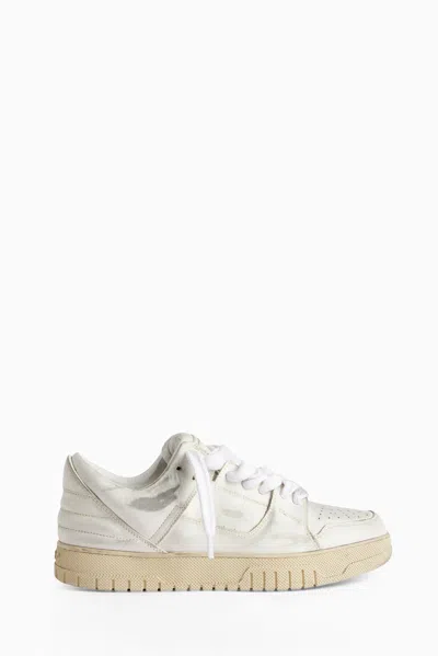 1989 Studio Dirty Sneakers In White