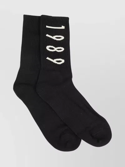 1989 Studio Lettering Contrast Ribbed Cuffs Socks In Black