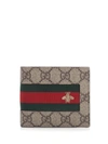 GUCCI GUCCI GG SUPREME BEE EMBROIDERED BIFOLD WALLET
