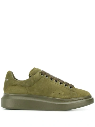 Alexander Mcqueen Exaggerated-sole Suede Trainers In Green