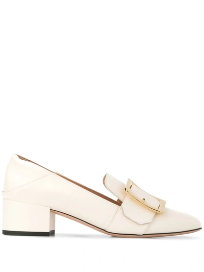 Bally Buckle-embellished Leather Pumps In Light Beige