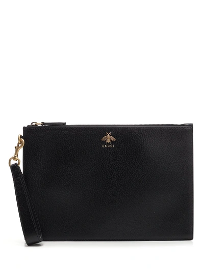 Gucci Bee-plaque Leather Pouch In Black