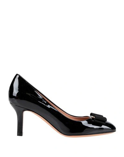 Ferragamo Pumps In Black