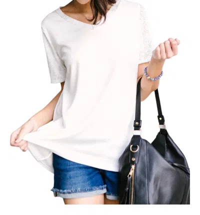 1clique Co. A Touch Of Snakeskin Top In White