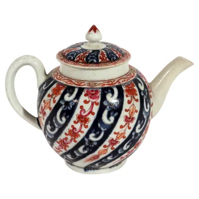 Pre-owned 1st Period Worcester Dr. Wall First Period Worcester Porcelain Queen Charlotte Pattern Teapot & Cover C. 1775 In Brown