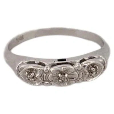 Pre-owned 1stdibs 14k White Gold Band With Diamonds And Floral Detailing