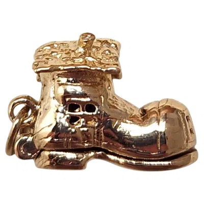 Pre-owned 1stdibs 14k Yellow Gold Articulating "little Old Lady Who Lived In A Shoe" Charm #25622
