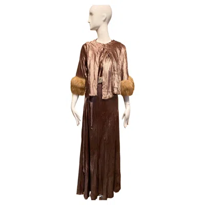 Pre-owned 1stdibs 1930s Mocha Brown Velvet Cocktail Dress With Capelet And Fur Trim
