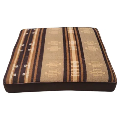 Pre-owned 1stdibs 19thc Horse Blanket Dog Bed In Brown