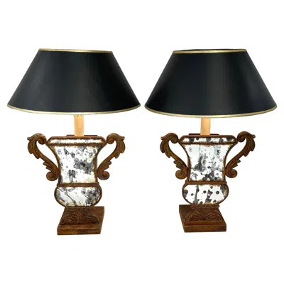 Pre-owned 1stdibs A Pair Of Neoclassical Tole & Eglomise Mirrored Urn Motif Lamps In Black