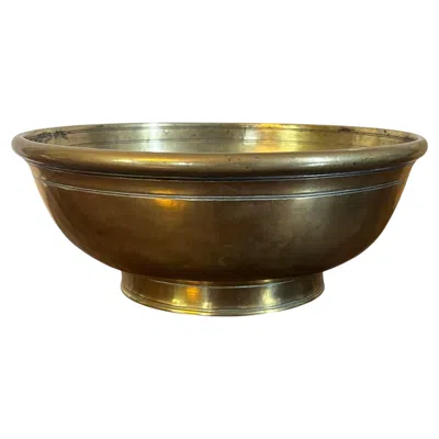 Pre-owned 1stdibs Antique 18th Century Dutch Brass Footed Fruit Bowl In Brown
