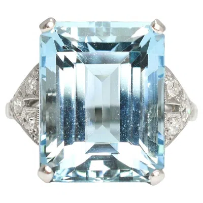 Pre-owned 1stdibs Art Deco 18k Gold 14.86ct Aquamarine & Diamond Cocktail Ring, Circa 1920 In Multi