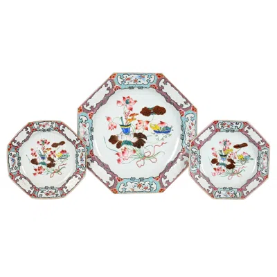 Pre-owned 1stdibs Chinese Export Famille Rose Octagonal Dish & Pair Of Plates With Lotus Bouquet In Red